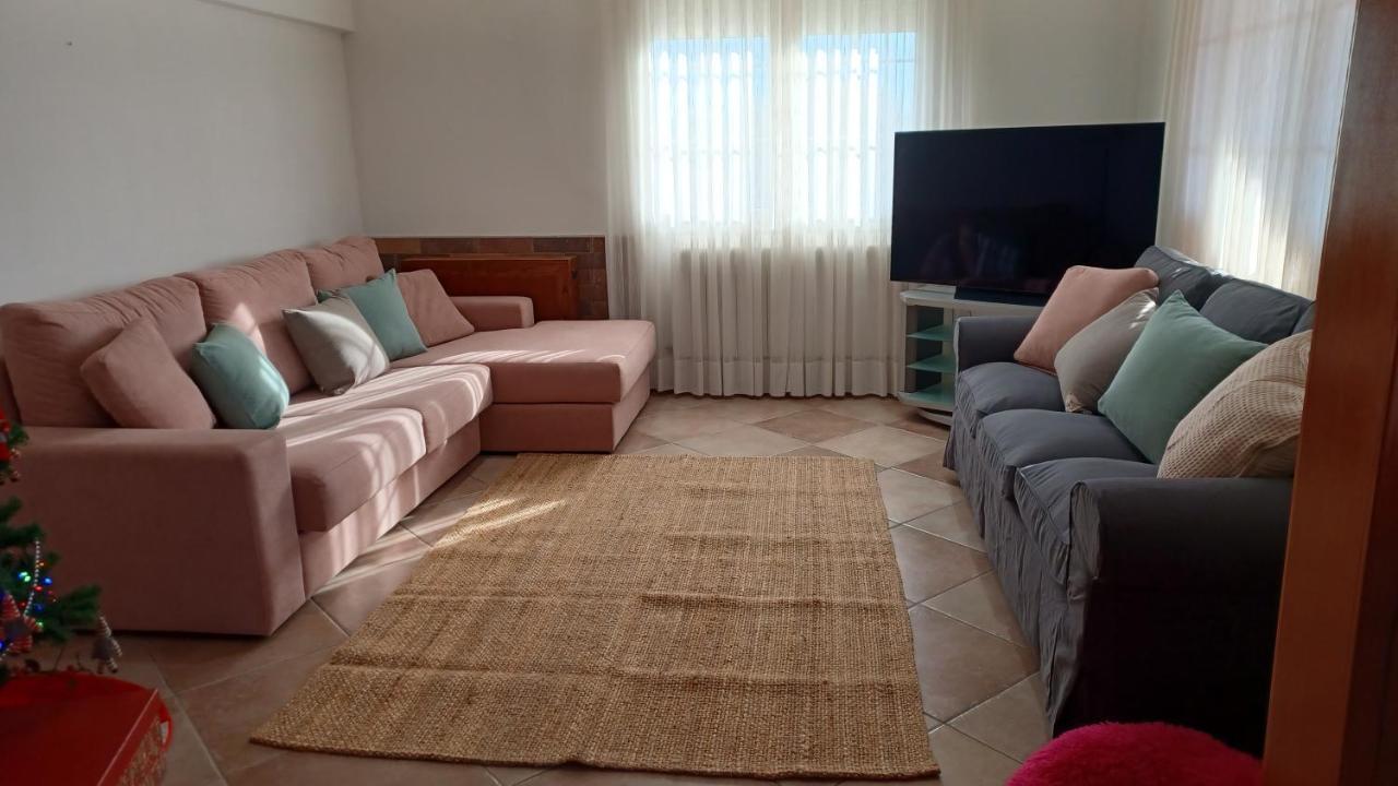 Piscina De Sal Barbacoa Wifi, Parking Gratis, 3 Min Pga Casa El Roble * Gerona