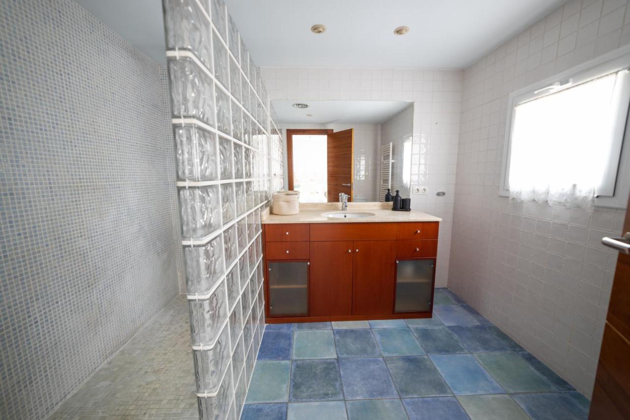 Piscina De Sal Barbacoa Wifi, Parking Gratis, 3 Min Pga Casa El Roble Vakantiehuis *